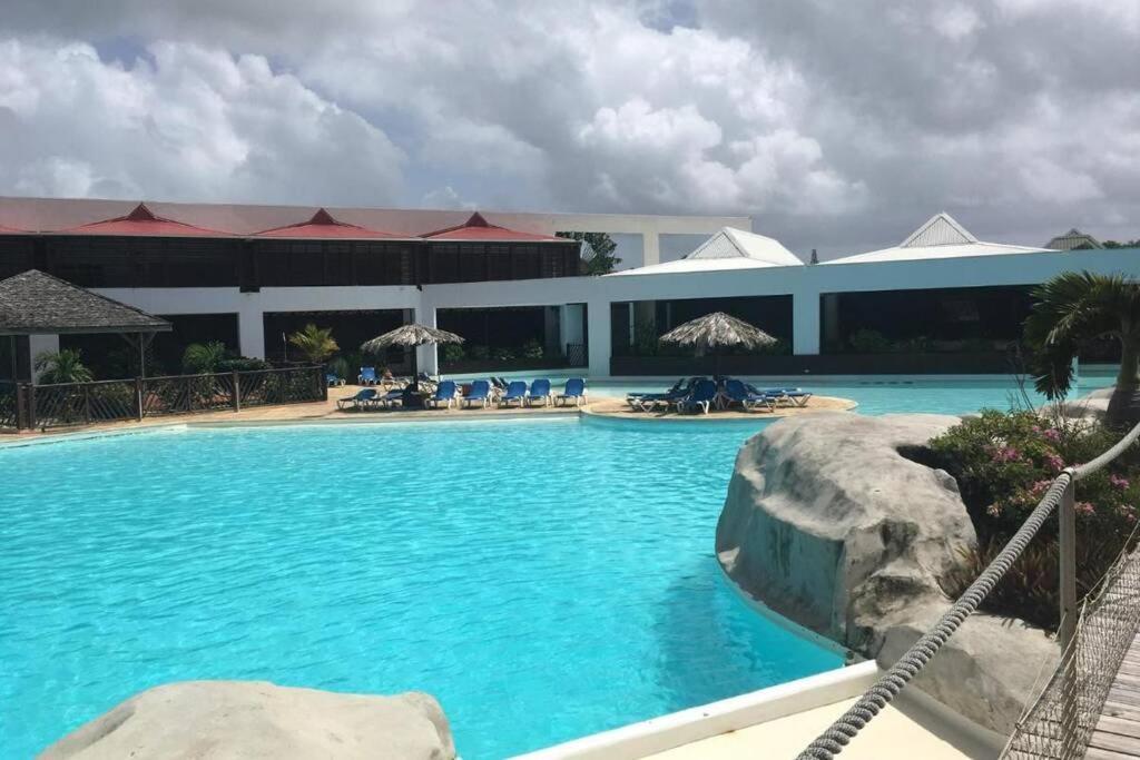 Superbe Studio Superieur Neuf Avec Balcon Saint-Francois (Grande-Terre) Exteriör bild